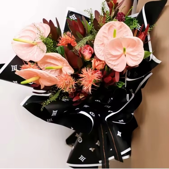 40pcs Waterproof Flower Wrapping Paper or Gift Wrapper - Picture 2 of 6